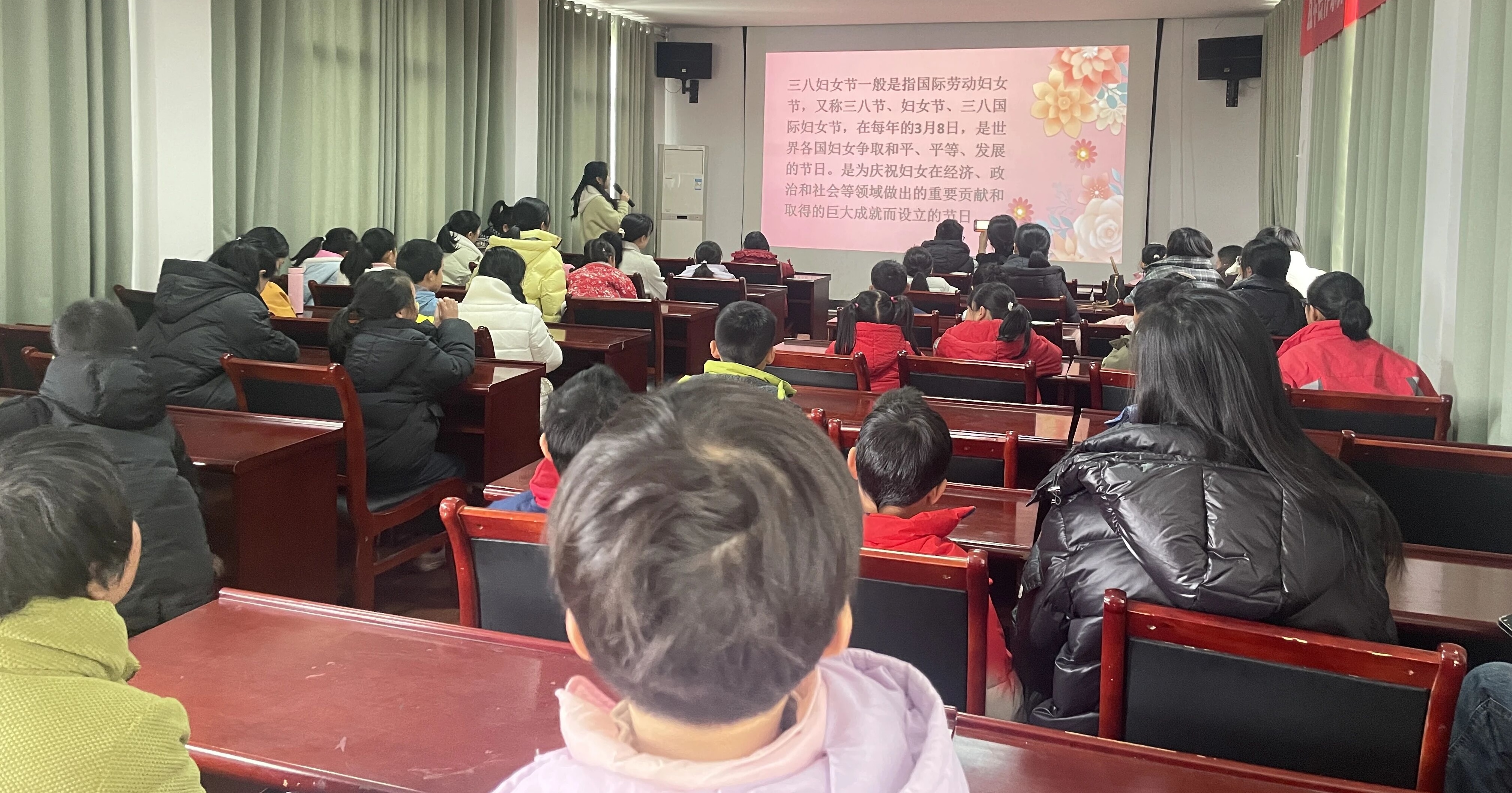 宜丰县博物馆三八国际妇女节主题社教活动